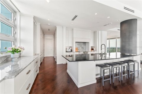 Copropriété à vendre à Tampa, Floride: 4 chambres, 631.83 m2 № 1919010 - photo 22