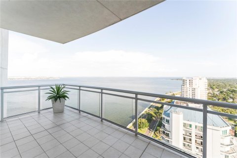 Copropriété à vendre à Tampa, Floride: 4 chambres, 631.83 m2 № 1919010 - photo 24