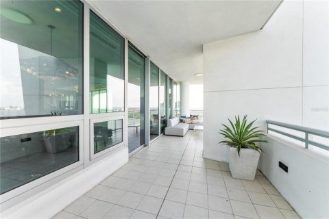 Copropriété à vendre à Tampa, Floride: 4 chambres, 631.83 m2 № 1919010 - photo 27