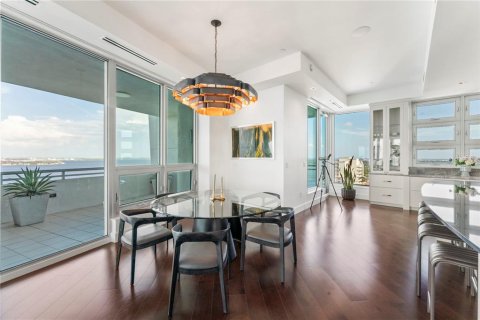 Copropriété à vendre à Tampa, Floride: 4 chambres, 631.83 m2 № 1919010 - photo 17