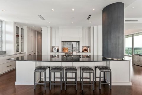 Copropriété à vendre à Tampa, Floride: 4 chambres, 631.83 m2 № 1919010 - photo 6