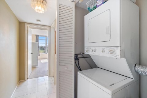 Copropriété à vendre à Pompano Beach, Floride: 3 chambres, 139.35 m2 № 2405994 - photo 11