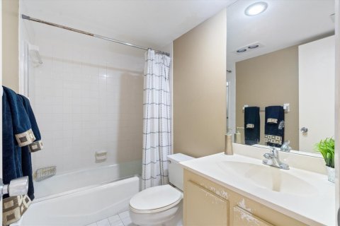 Copropriété à vendre à Pompano Beach, Floride: 3 chambres, 139.35 m2 № 2405994 - photo 10