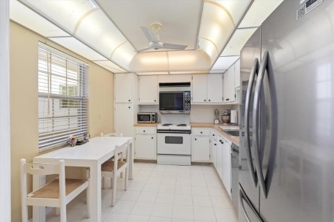 Copropriété à vendre à Pompano Beach, Floride: 3 chambres, 139.35 m2 № 2405994 - photo 4