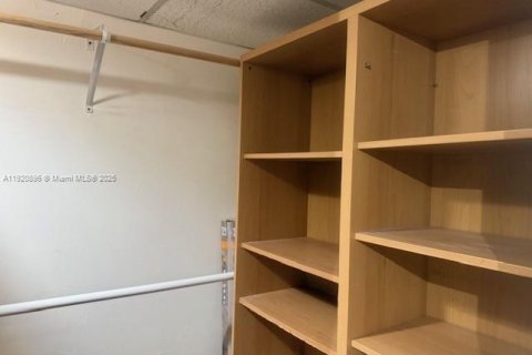 Copropriété à louer à Miami, Floride: 54.91 m2 № 1975181 - photo 12