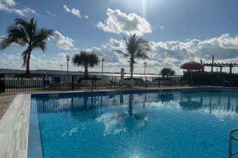 Copropriété à louer à Miami, Floride: 54.91 m2 № 1975181 - photo 14