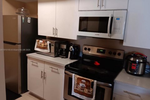 Appartement à louer à Hialeah, Floride: 2 chambres, 102.75 m2 № 1966419 - photo 23