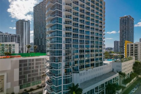 Copropriété à vendre à Miami, Floride: 1 chambre, 76.92 m2 № 2240367 - photo 18