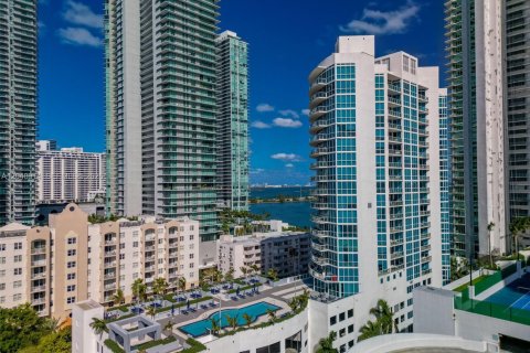 Copropriété à vendre à Miami, Floride: 1 chambre, 76.92 m2 № 2240367 - photo 24