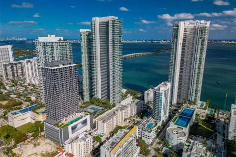 Copropriété à vendre à Miami, Floride: 1 chambre, 76.92 m2 № 2240367 - photo 19