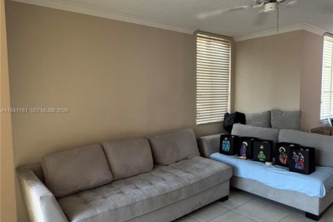 Copropriété à louer à Coconut Creek, Floride: 1 chambre, 65.31 m2 № 1998642 - photo 5