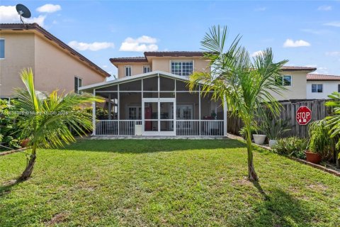 House in Homestead, Florida 3 bedrooms, 157 sq.m. № 1813922 - photo 27