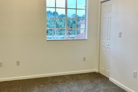 Condo in Stuart, Florida, 3 bedrooms № 2247671 - photo 16