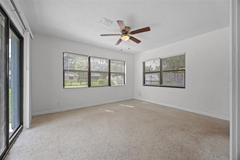 Casa en venta en Orlando, Florida, 3 dormitorios, 123.56 m2 № 1913411 - foto 14
