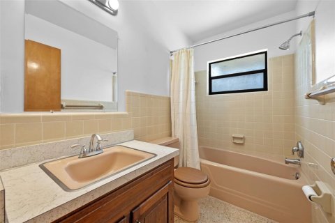 Casa en venta en Orlando, Florida, 3 dormitorios, 123.56 m2 № 1913411 - foto 16