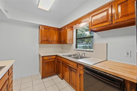 Casa en venta en Orlando, Florida, 3 dormitorios, 123.56 m2 № 1913411 - foto 10