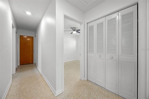 Casa en venta en Orlando, Florida, 3 dormitorios, 123.56 m2 № 1913411 - foto 24