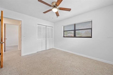 Casa en venta en Orlando, Florida, 3 dormitorios, 123.56 m2 № 1913411 - foto 20