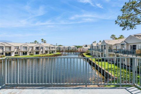Condominio en venta en Orlando, Florida, 2 dormitorios, 93.65 m2 № 2095213 - foto 2