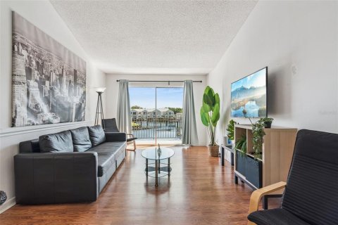Condominio en venta en Orlando, Florida, 2 dormitorios, 93.65 m2 № 2095213 - foto 4