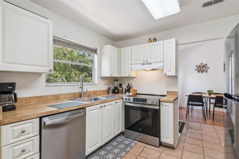 Condominio en venta en Orlando, Florida, 2 dormitorios, 93.65 m2 № 2095213 - foto 9