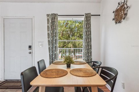 Condominio en venta en Orlando, Florida, 2 dormitorios, 93.65 m2 № 2095213 - foto 8