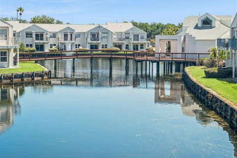 Condominio en venta en Orlando, Florida, 2 dormitorios, 93.65 m2 № 2095213 - foto 3