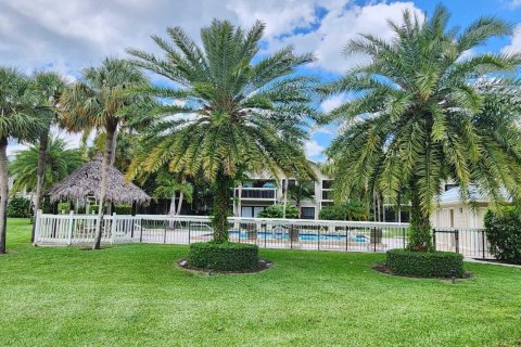 Condominio en venta en Wellington, Florida, 2 dormitorios, 130.06 m2 № 1226717 - foto 1