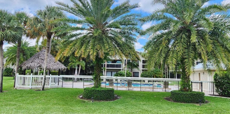 Condominio en Wellington, Florida, 2 dormitorios  № 1226717