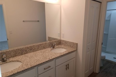 Casa en alquiler en Haines City, Florida, 4 dormitorios, 166.39 m2 № 1796788 - foto 9