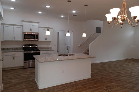 Casa en alquiler en Haines City, Florida, 4 dormitorios, 166.39 m2 № 1796788 - foto 3