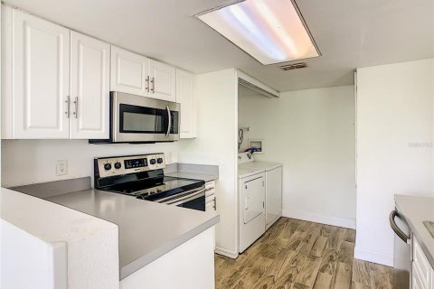 Adosado en alquiler en Davenport, Florida, 3 dormitorios, 168.25 m2 № 1917795 - foto 4