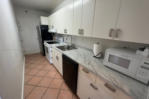 Condominio en venta en Miami Beach, Florida, 1 dormitorio, 47.84 m2 № 1709256 - foto 15