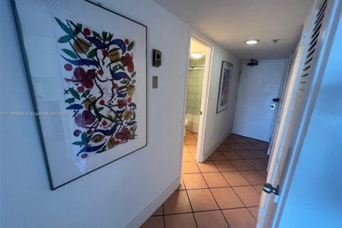 Condominio en venta en Miami Beach, Florida, 1 dormitorio, 47.84 m2 № 1709256 - foto 17