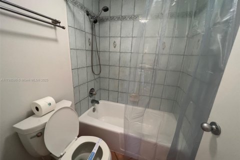 Condominio en venta en Miami Beach, Florida, 1 dormitorio, 47.84 m2 № 1709256 - foto 18