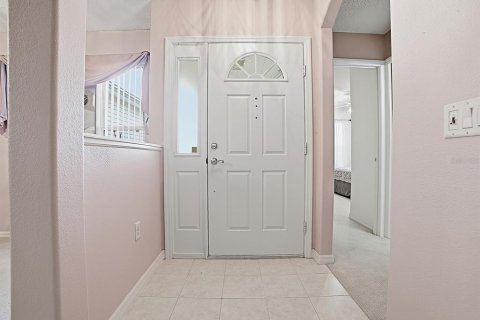 House in Leesburg, Florida 2 bedrooms, 162.76 sq.m. № 2405709 - photo 5