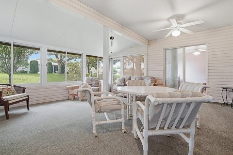 House in Leesburg, Florida 2 bedrooms, 162.76 sq.m. № 2405709 - photo 3
