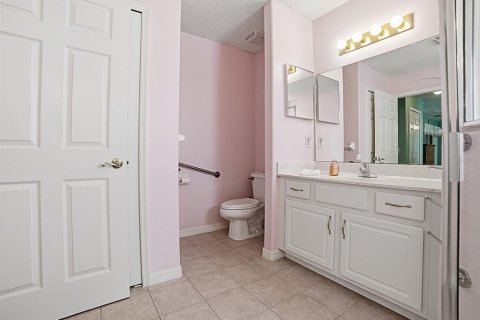 House in Leesburg, Florida 2 bedrooms, 162.76 sq.m. № 2405709 - photo 24
