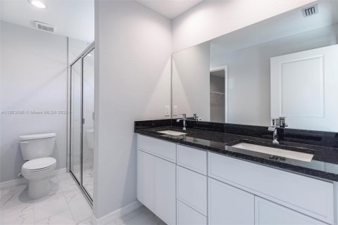 Villa ou maison à vendre à Lehigh Acres, Floride: 3 chambres, 129.41 m2 № 1965278 - photo 9