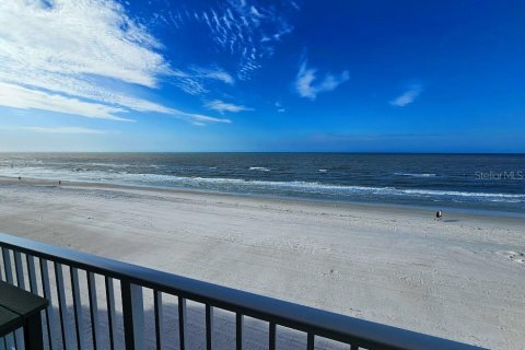 Condo in Indian Shores, Florida, 2 bedrooms  № 1538355 - photo 21