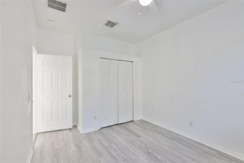 Villa ou maison à louer à Valrico, Floride: 4 chambres, 166.39 m2 № 2418895 - photo 27