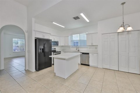 Villa ou maison à louer à Valrico, Floride: 4 chambres, 166.39 m2 № 2418895 - photo 11
