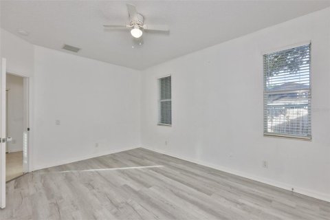 Villa ou maison à louer à Valrico, Floride: 4 chambres, 166.39 m2 № 2418895 - photo 20