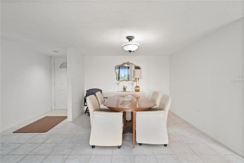 Copropriété à vendre à Treasure Island, Floride: 3 chambres, 165.37 m2 № 1359369 - photo 12