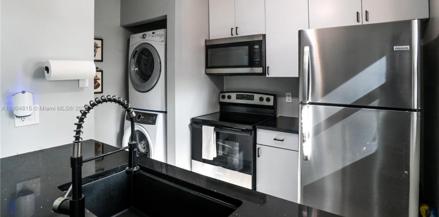 Touwnhouse à Davie, Floride 2 chambres, 75.9 m2 № 1965041