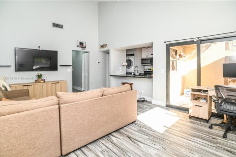 Touwnhouse à vendre à Davie, Floride: 2 chambres, 75.9 m2 № 1965041 - photo 7