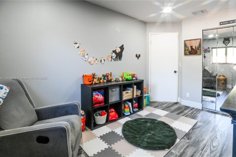 Touwnhouse à vendre à Davie, Floride: 2 chambres, 75.9 m2 № 1965041 - photo 14