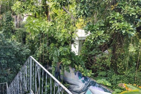 Villa ou maison à louer à Miami, Floride: 1 chambre, 65.03 m2 № 1991341 - photo 16