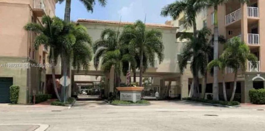 Condo in Miami Beach, Florida, 2 bedrooms  № 2049666