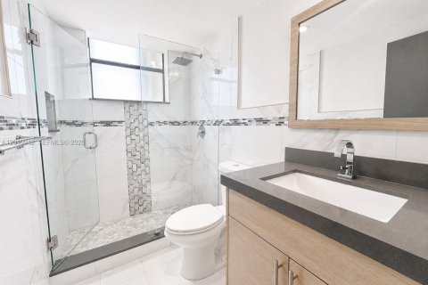 Снять в аренду кондоминиум в Хайалиа, Флорида 2 спальни, 90.86м2, № 2091142 - фото 15